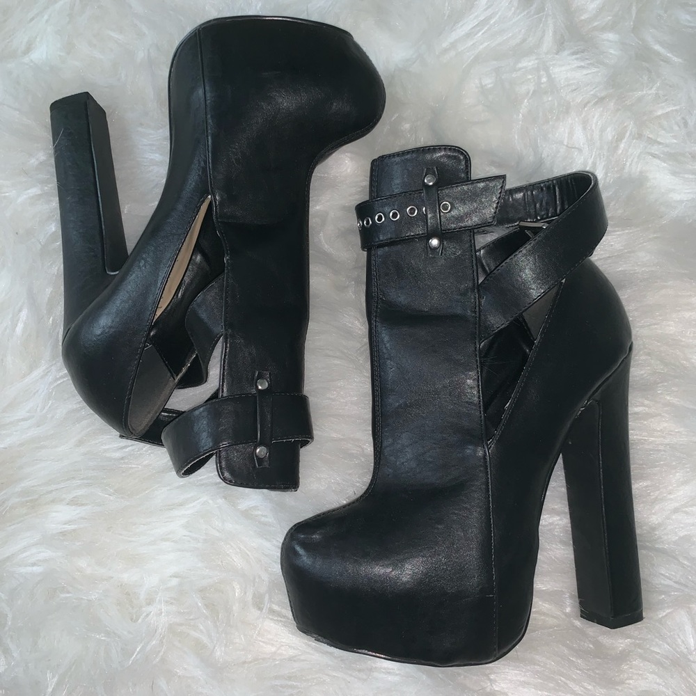 Mulki Black Booties